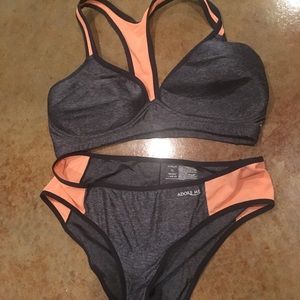 New Adore Me Sport bra & Hipster underwear